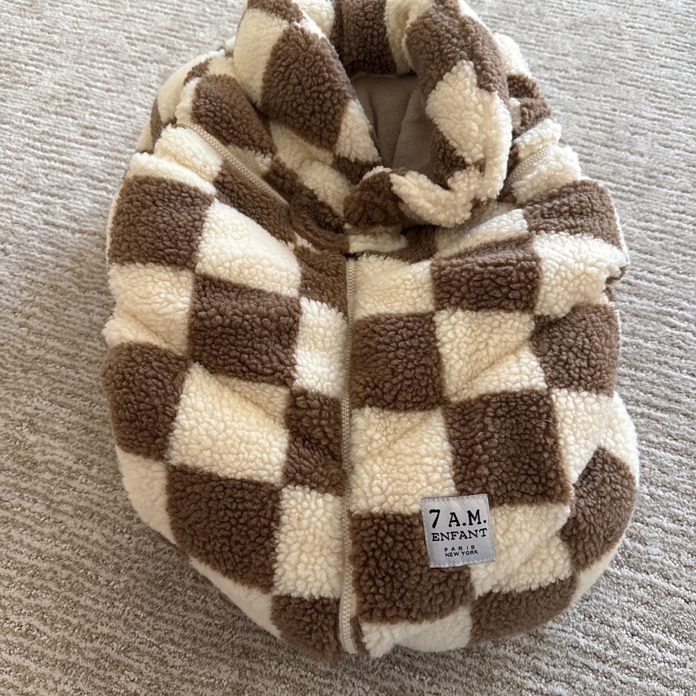 7am Emfant car Seat Cocoon Checkered Brown